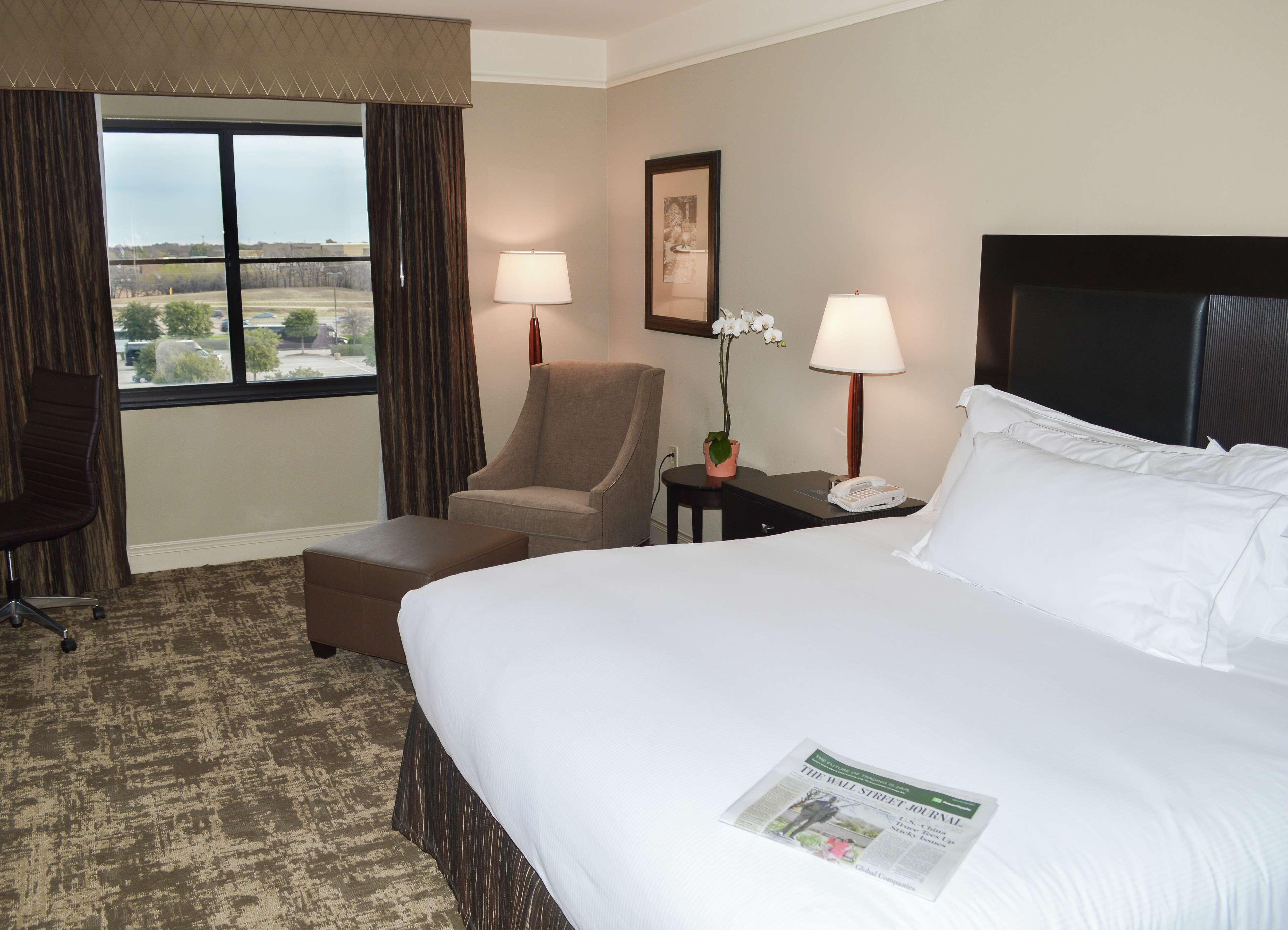 Hilton Dallas Southlake Town Square Exterior photo