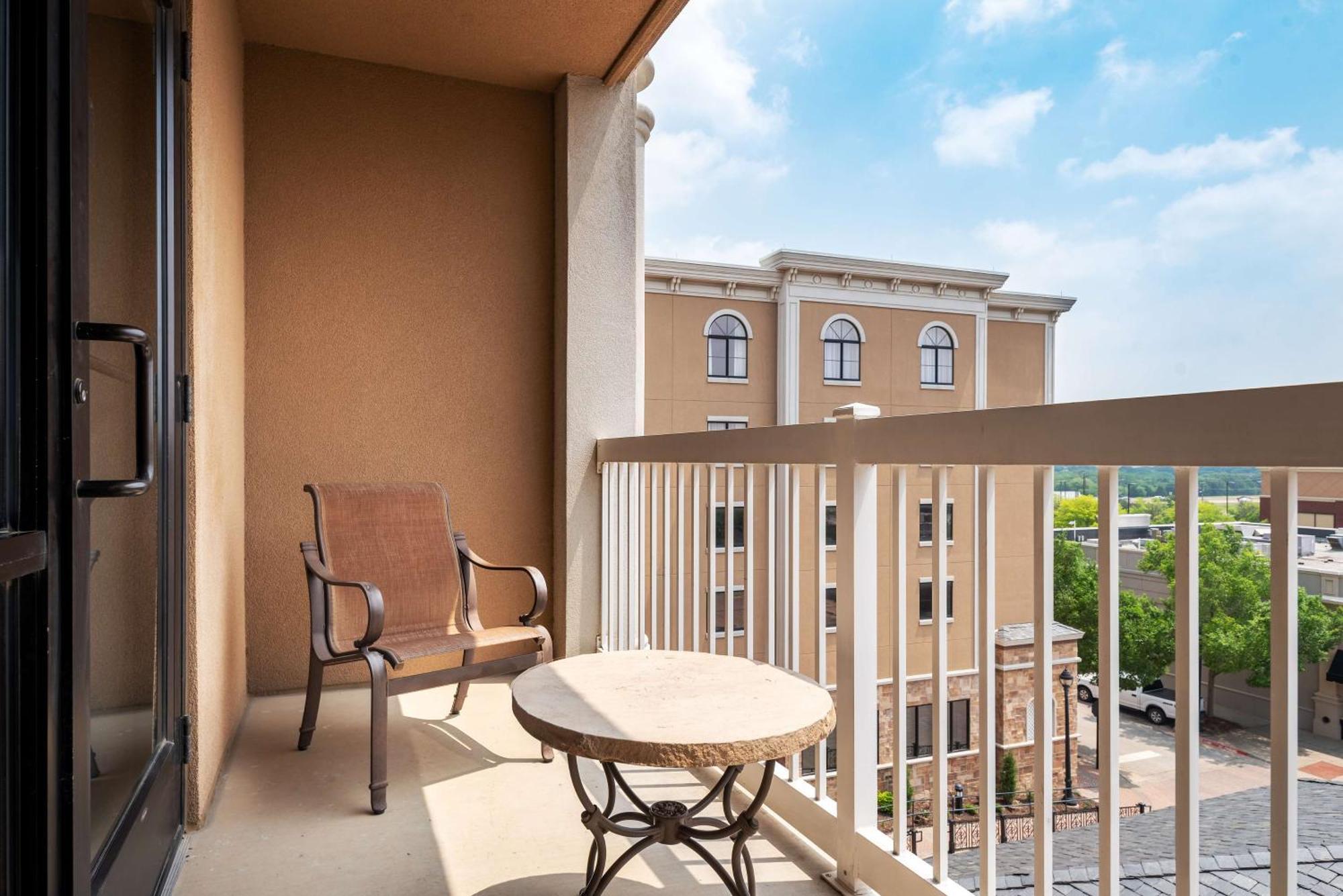 Hilton Dallas Southlake Town Square Exterior photo